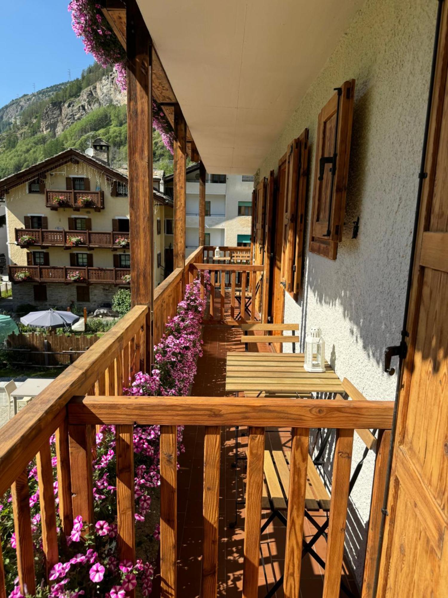Hotel Ondezana Cogne Eksteriør bilde
